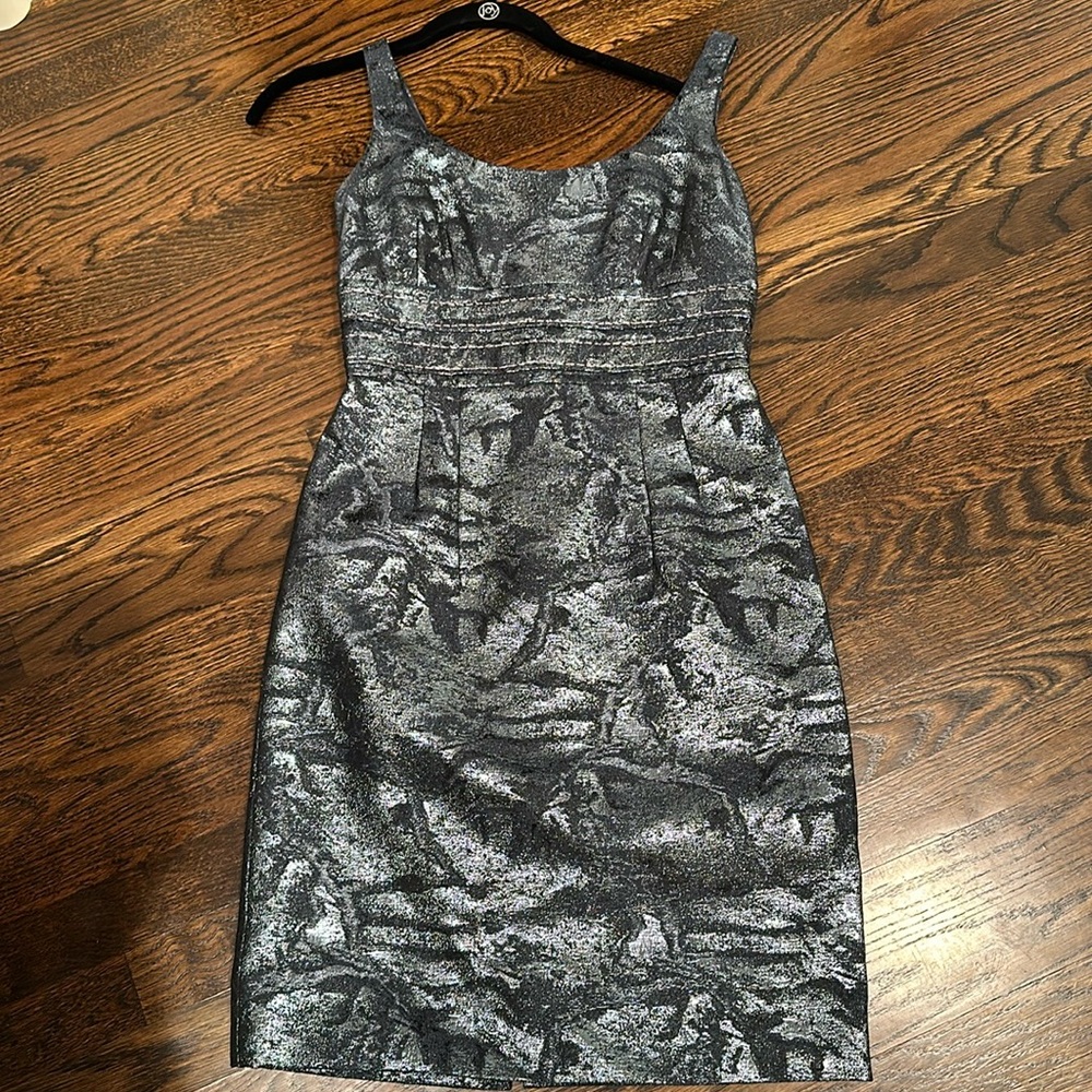 Carmen marc Valvo dress size 4